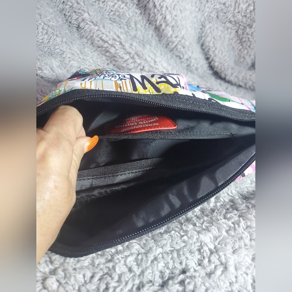 Sprayground Create Another Day Crossbody - Picture 5 of 10